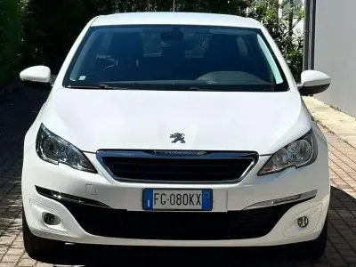 Occasion Peugeot 308 Active 99 ch (72 kW) 2017 Blanc Break