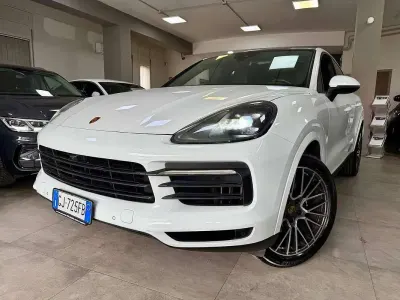 Usata Porsche Cayenne Platinum Edition 340 CV (250 kW) 2022 Bianco SUV
