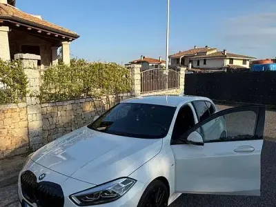 Usata BMW 118 M Sport 150 CV (110 kW) 2021 Bianco Utilitaria