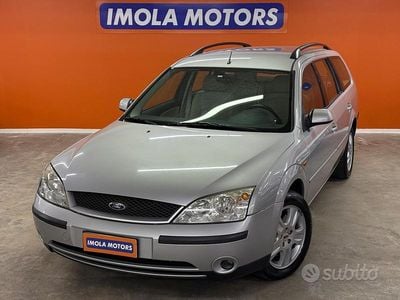 Usata Ford Mondeo Ghia 116 CV (85 kW) 2002 Grigio Station wagon