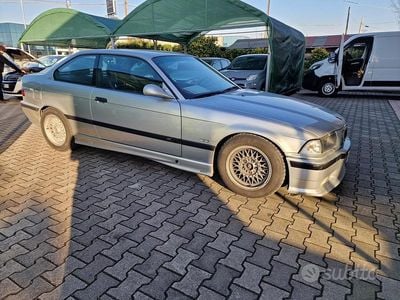 Usata BMW 320 150 CV (110 kW) 1996 Coupé