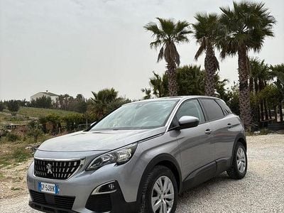 Usata Peugeot 3008 S 131 CV (96 kW) 2019 Grigio SUV