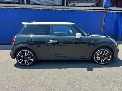Usata Mini John Cooper Works 231 CV (169 kW) 2023 Verde Utilitaria