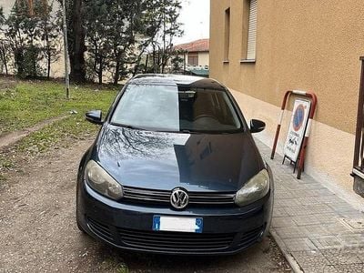 Usata VW Golf VI 105 CV (77 kW) 2011 Utilitaria