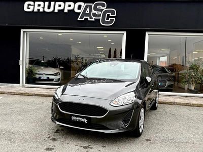 Usata Ford Fiesta Titanium 86 CV (63 kW) 2017 Grigio Berlina