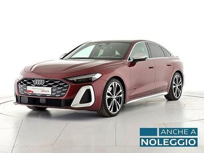 Usata Audi A5 Ambiente 367 CV (269 kW) 2025 Rosso grenadine metallizzato Berlina