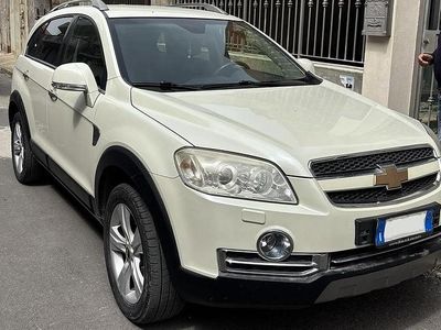 Usata Chevrolet Captiva 2010 Bianco SUV