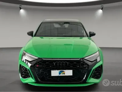 Usata Audi RS3 Sportback Design 400 CV (294 kW) 2024 Verde Utilitaria