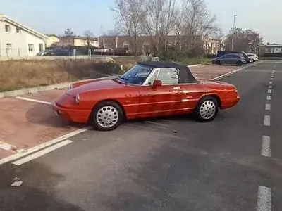 Usata Alfa Romeo Spider 125 CV (91 kW) 1990 Cabrio