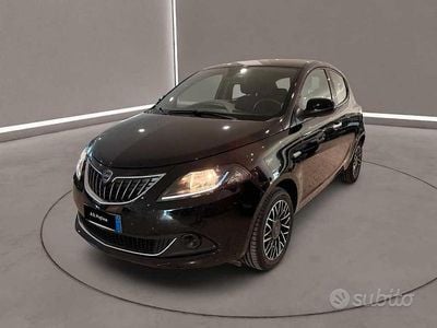 Usata Lancia Ypsilon S 69 CV (50 kW) 2024 Nero Utilitaria