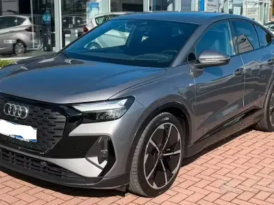 Usata Audi Q4 Sportback e-tron S-Line 219 kW (299 CV) 2022 Grigio SUV