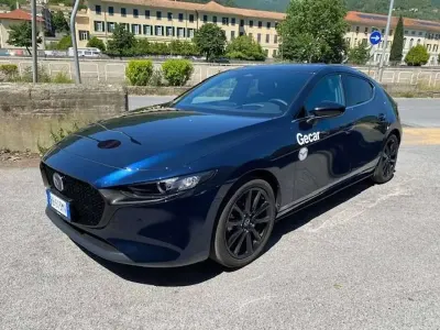 Usata Mazda 3 Homura-Line 140 CV (102 kW) 2026 Crystal blue Berlina