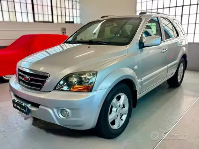Usata Kia Sorento Active 170 CV (125 kW) 2007 Grigio SUV