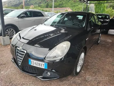 Gebraucht Alfa Romeo Giulietta Distinctive 120 PS (88 kW) 2010 Schwarz Kleinwagen