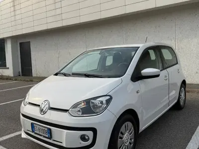 Usata VW up! Move 68 CV (50 kW) 2013 Bianco Utilitaria