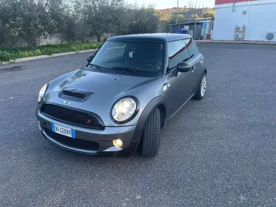 Usata Mini Cooper S Chili 175 CV (128 kW) 2007 Grigio Utilitaria