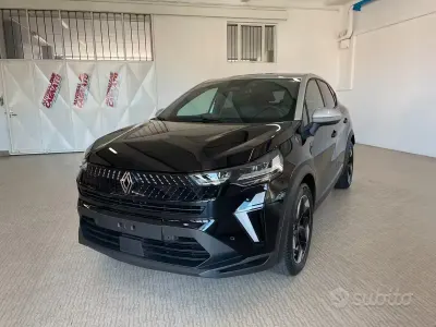 Nuova Renault Captur Techno 101 CV (74 kW) 2025 Nero SUV