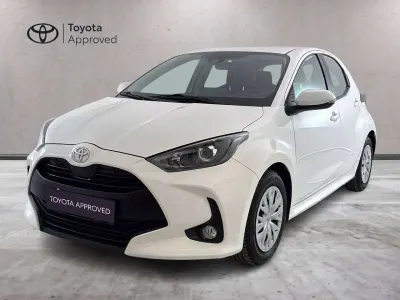 Usata Toyota Yaris 72 CV (52 kW) 2023 Bianco Utilitaria