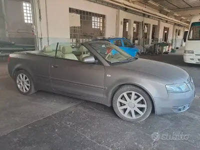 Usata Audi A4 Cabriolet 163 CV (119 kW) 2005 Grigio Cabrio