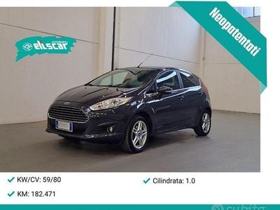 Grigio Usata 2014 Ford Fiesta Berlina | 4900 € (Buon prezzo)