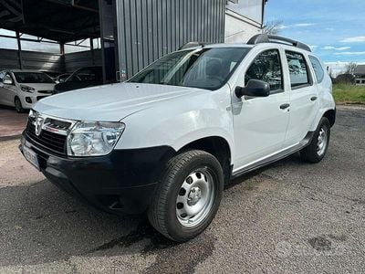 Usata Dacia Duster Ambiance 90 CV (66 kW) 2013 Bianco SUV