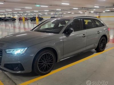 Usata Audi A4 190 CV (139 kW) 2019 Grigio Station wagon
