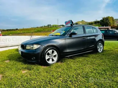 Usata BMW 118 Efficient Dynamics 122 CV (89 kW) 2005 Grigio Utilitaria