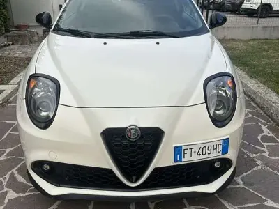 Usata Alfa Romeo MiTo Distinctive 120 CV (88 kW) 2018 Bianco Utilitaria