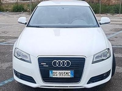 Usata Audi A3 S-Line 140 CV (102 kW) 2009 Bianco Utilitaria