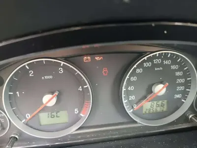 Occasion Ford Mondeo 131 ch (96 kW) 2004 Argent Berline