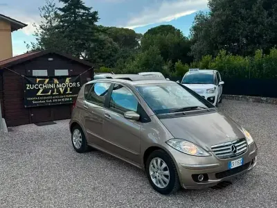 Usata Mercedes A170 Elegance 116 CV (85 kW) 2004 Giallo Monovolume