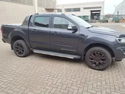 Usata Ford Ranger 213 CV (156 kW) 2021 Grigio Pick-up