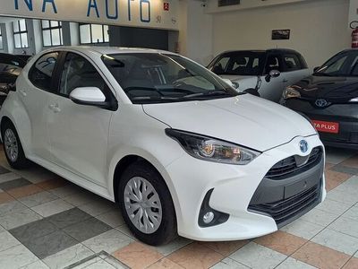 usata Toyota Yaris 1.5 Hybrid ACTIVE