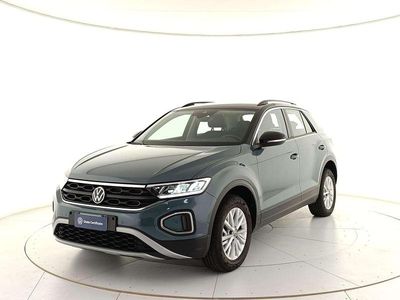 Usata VW T-Roc Life 116 CV (85 kW) 2023 Blu/azzurro SUV