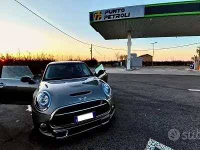 Usata Mini Cooper S 170 CV (125 kW) 2017 Grigio Utilitaria