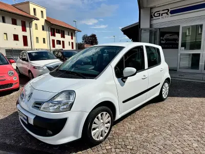 Usata Renault Modus 75 CV (55 kW) 2013 Bianco Monovolume