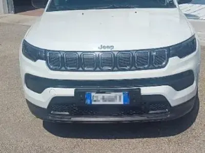 Usata Jeep Compass 131 CV (96 kW) 2022 Bianco SUV