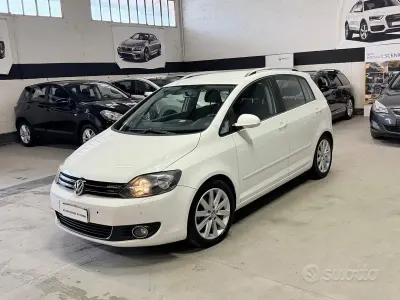Usata VW Golf VI Highline 105 CV (77 kW) 2011 Bianco Utilitaria
