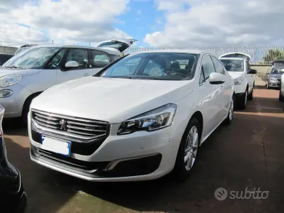 Usata Peugeot 508 Business-Line 120 CV (88 kW) 2017 Bianco Berlina