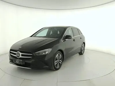 Usata Mercedes B180 116 CV (85 kW) 2022 Nero Utilitaria