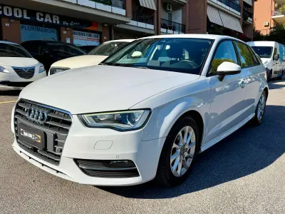 Usata Audi A3 Attraction 110 CV (80 kW) 2014 Bianco Station wagon