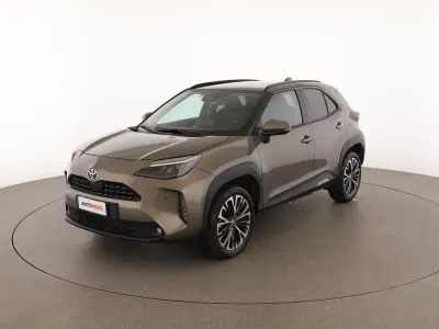 Usata Toyota Yaris Lounge 131 CV (96 kW) 2024 Grigio Utilitaria