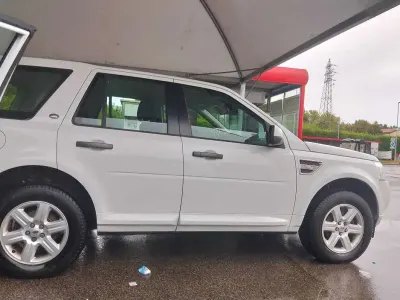 Usata Land Rover Freelander 2 S 190 CV (139 kW) 2011 Bianco SUV