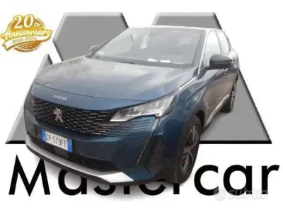 Usata Peugeot 3008 Allure 131 CV (96 kW) 2023 Blu / b0nsy/b0mm0/es SUV