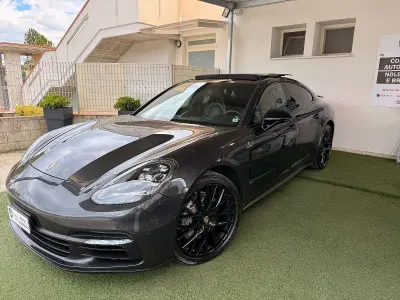 Usata Porsche Panamera 421 CV (309 kW) 2017 Nero Utilitaria