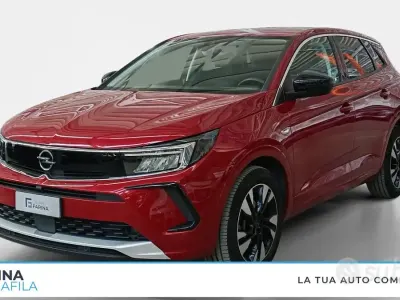 Usata Opel Grandland X Business Elegance 131 CV (96 kW) 2023 Rosso SUV