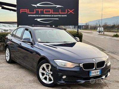 Usata BMW 320 184 CV (135 kW) 2013 Blu Berlina