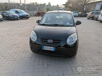 Usata Kia Picanto 60 CV (44 kW) 2008 Nero Utilitaria