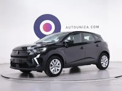 Usata Renault Captur Evolution 101 CV (74 kW) 2025 Nero SUV