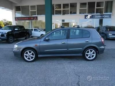 Usata Nissan Almera 110 CV (80 kW) 2002 Grigio Berlina